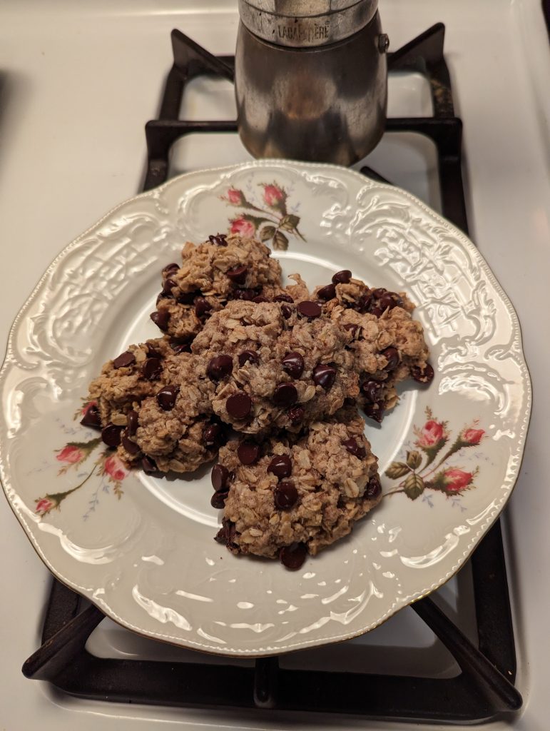 Plate with vegan lactation cookies